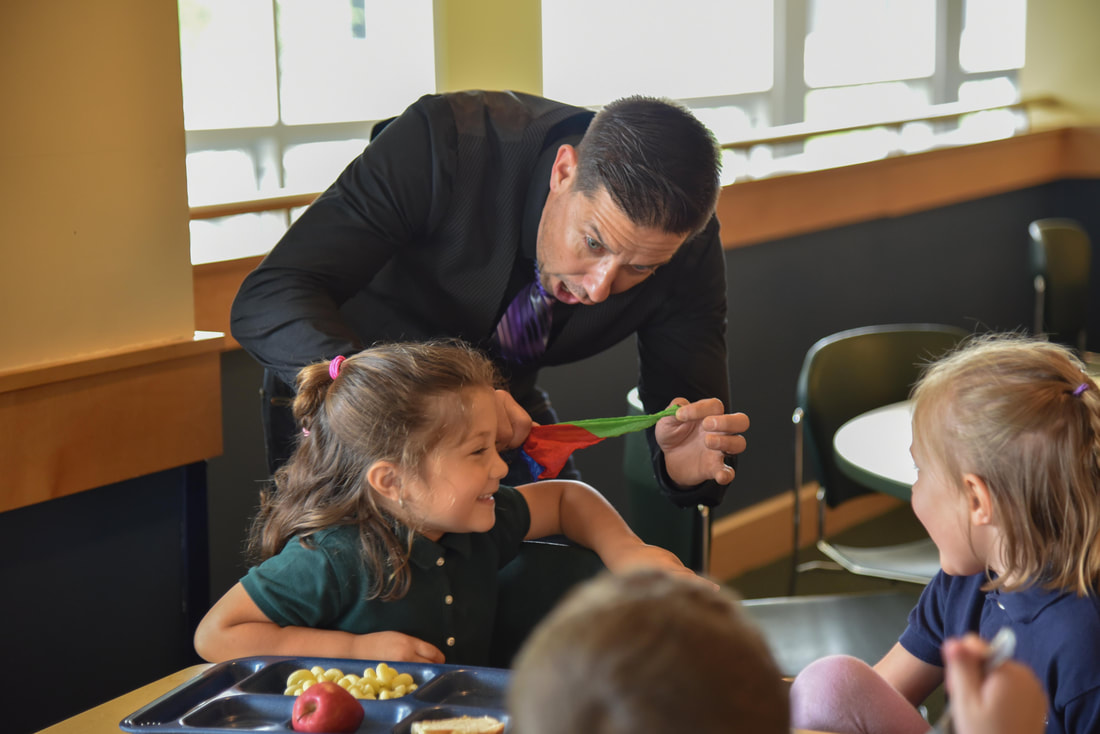 Why Companies Choose a Corporate Magician Boston for Events